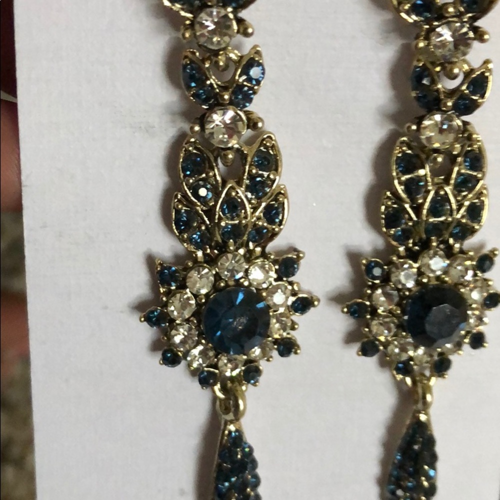 Earring - Picture 2 of 2